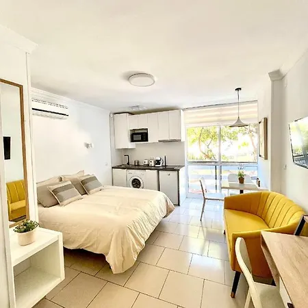 Parque De La Paloma A Metros Del Mar Apartamento *